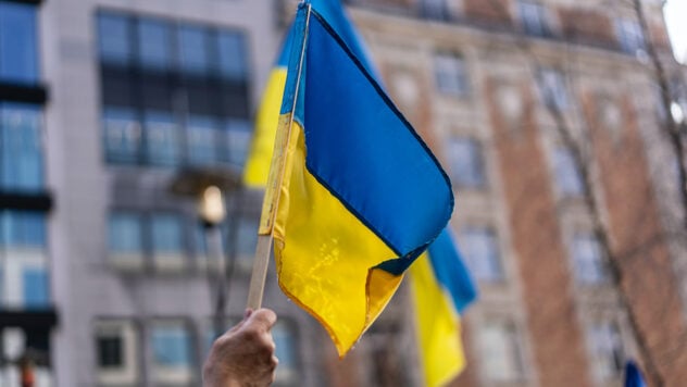 Il simbolo dell'intero mondo amante della libertà: come è cambiata la percezione della bandiera dell'Ucraina cambiato durante la guerra