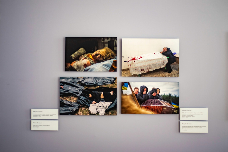 Mostra crimini di guerra russi: mostra sui crimini di guerra russi aperta in Slovacchia dalla Fondazione Pinchuk