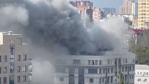 Esplosioni avvenute a Donetsk: segnalano un arrivo presso l'amministrazione Pushilin