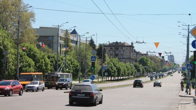 A Zaporizhzhya, sotto l'ora della rinnovata sveglia, sono suonati almeno due segnali acustici