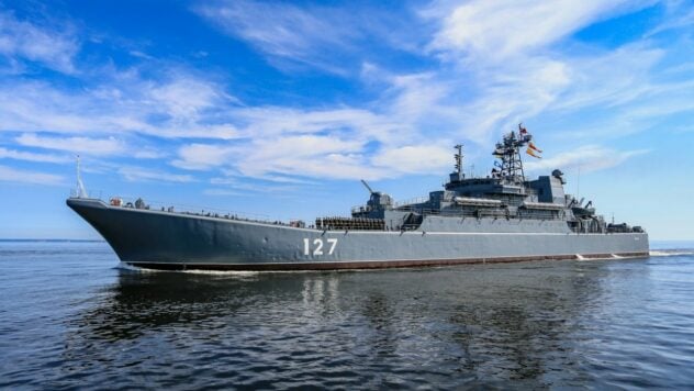 Attacco su una nave da sbarco e un sottomarino russi: cosa è noto