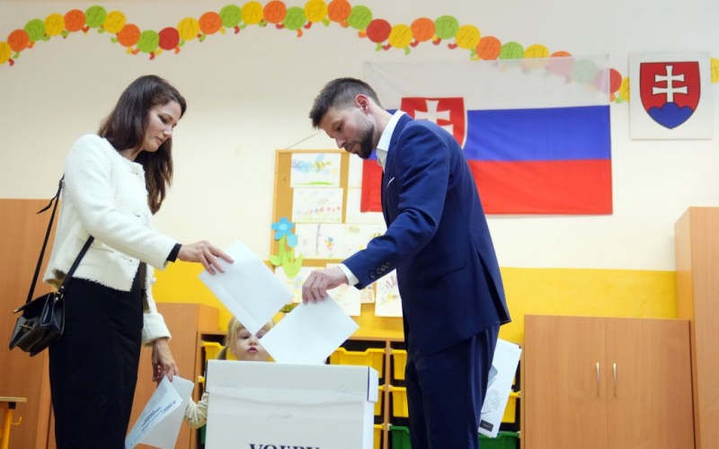 La Slovacchia diventerà filo-Cremlino: risultati degli exit poll per le elezioni parlamentari