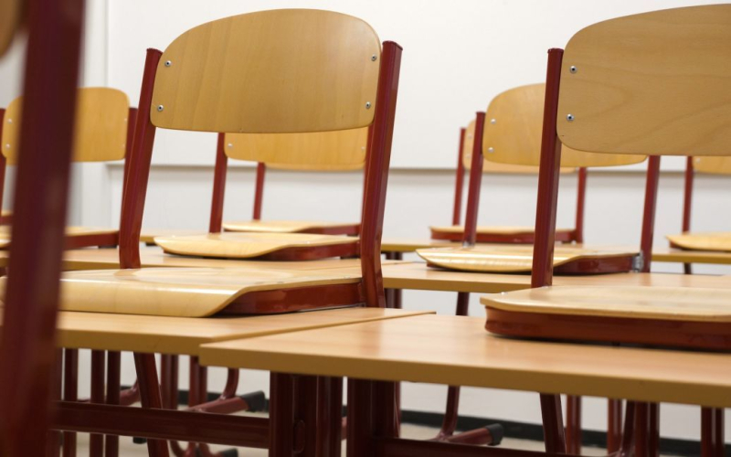 A scuola, un compagno di classe ha violentato un ragazzino di 11 anni: la reazione degli insegnanti è scioccante.