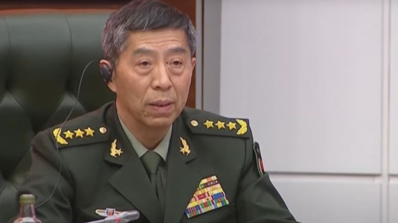 Senza alcuna spiegazione: in Cina, il capo del Ministero della Difesa misteriosamente scomparso è stato licenziato