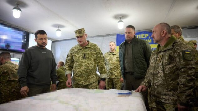 Zelenskyj convoca un incontro con i membri del governo dopo la sua visita nella regione di Kharkov