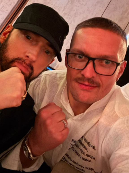 Voglio scatta una foto con lui: Usik ha incontrato Eminem in Arabia Saudita