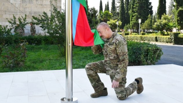 Aliyev ha alzato la bandiera dell'Azerbaigian nel Nagorno-Karabakh