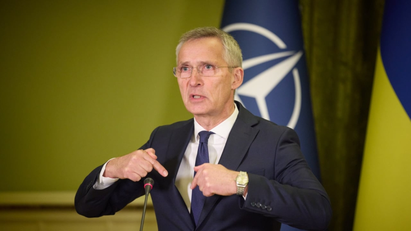 Stoltenberg sull'aiuto all'Ucraina: il rischio di escalation impallidisce in confronto alla minaccia di vittoria russa