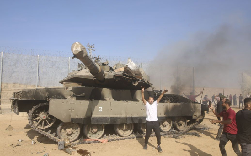 Israele si sta preparando a utilizzare veicoli corazzati pesanti nella Striscia di Gaza