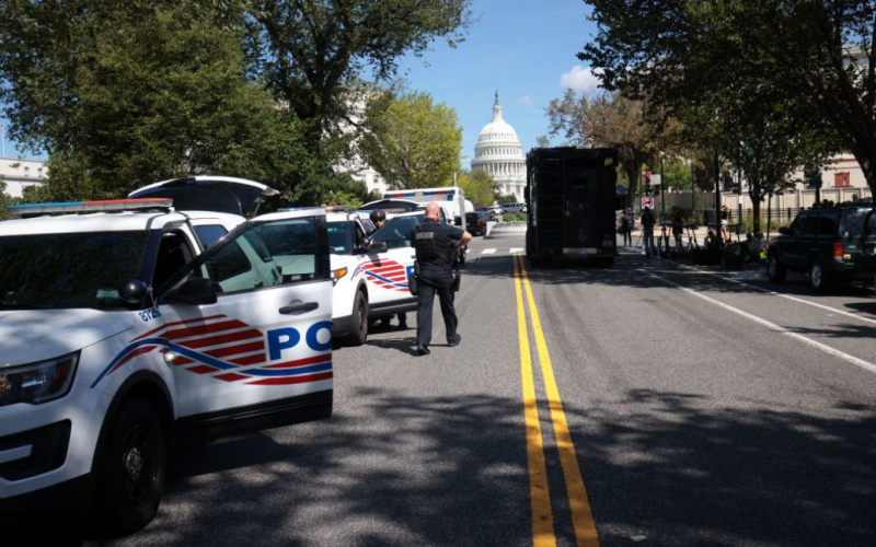 La polizia arresta più di 300 persone dopo le proteste a Capitol Hill