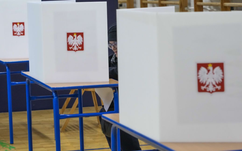 In Polonia sono iniziate le elezioni parlamentari, il cui risultato determinerà il sostegno all'Ucraina