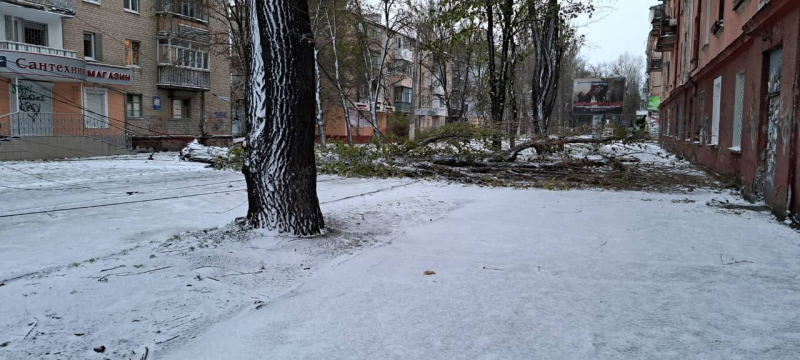 Villaggi impotenti, autostrade bloccate , centinaia di incidenti. Quanto maltempo imperversa in Ucraina