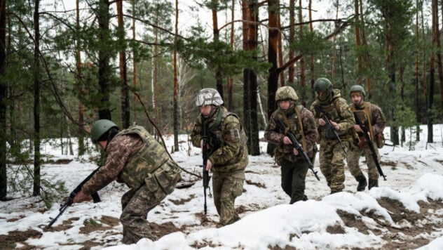 La Gran Bretagna ha consegnato abbigliamento ed equipaggiamento invernale alle forze armate ucraine: dettagli