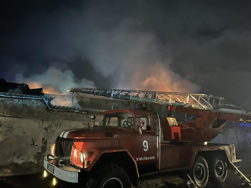 Incendio su vasta scala nella regione di Vinnytsia: l'incendio si è diffuso su un'area di 800 mq