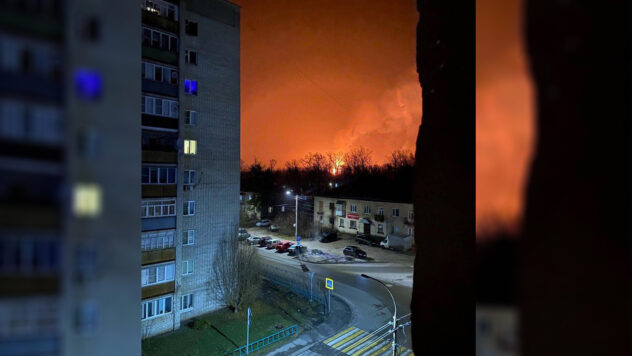 Una fabbrica di polvere da sparo è probabilmente in fiamme: esplosioni avvenute a Kotovsk in Russia