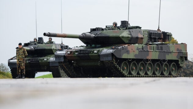Altri 10 carri armati Leopard, veicoli fuoristrada e cartucce: la Germania ha consegnato un nuovo pacchetto di aiuti all'Ucraina