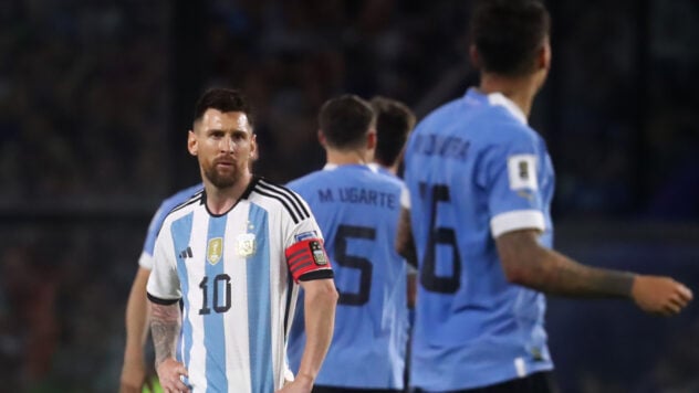 L'arbitro ha semplicemente ignorato: Messi ha commesso un atto sporco nella partita contro l'Uruguay