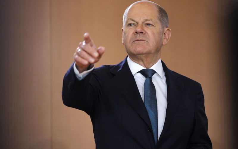 Scholz pronto a parlare con Putin, ma c'è una condizione