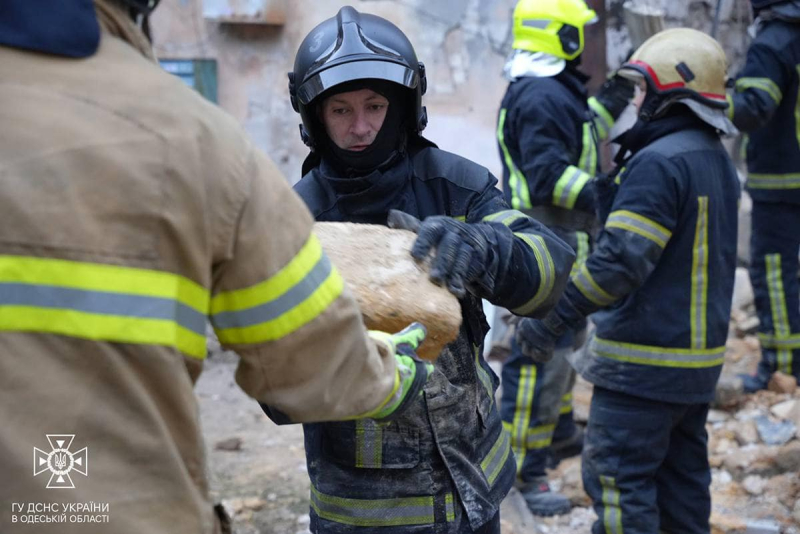 Dal terzo al primo piano: una casa crollata nel centro di Odessa in centro città