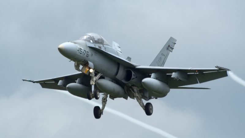 F-18, Apache e Black Hawk. L'Ucraina ha consegnato agli Stati Uniti un elenco di armi desiderate — Reuters