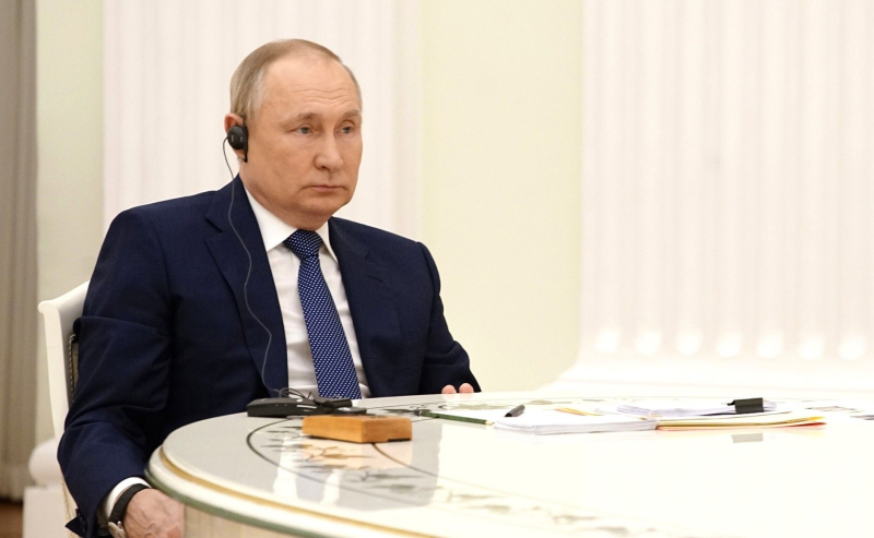 Spettacolo di propaganda: a che gioco sta giocando Putin alle elezioni presidenziali