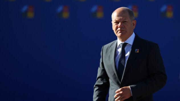 È importante che la Germania continui a sostenere l'Ucraina se altri indeboliscono — Scholz