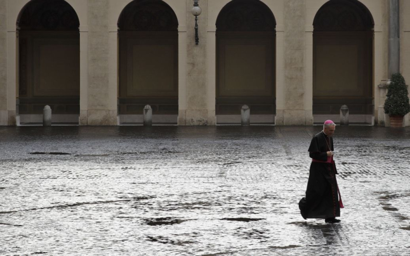 In Vaticano, per la prima volta, un cardinale è stato condannato a cinque anni e mezzo di carcere