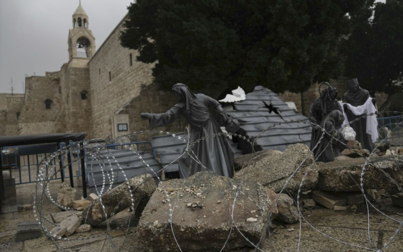 Betlemme è vuota: nella città dove è nato Gesù, tutte le celebrazioni sono state cancellate (foto)