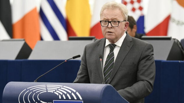 Il commissario europeo dalla Polonia vuole limitare l'importazione di zucchero e carne di pollame ucraini nell'UE 