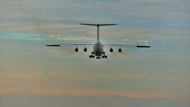 Il-76 è caduto nella regione di Belgorod della Federazione Russa: trasportava missili per la S-300 - cosa noto