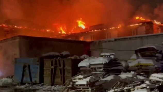 Notte di incendi su larga scala nella Federazione Russa: incendi bruciati a Mosca, nella regione di Mosca e la regione di Yaroslavl
