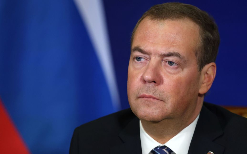 Medvedev ha minacciato Sunak di 'bombardare il centro di Kiev' a causa degli aiuti all'Ucraina