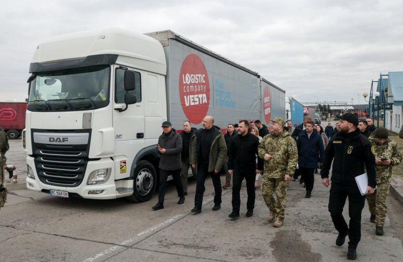 L'Ucraina non vende grano al mercato polacco - Shmigal al confine 