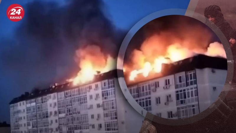 Brucia intensamente: in Un incendio su vasta scala è scoppiato ad Anapa, in Russia