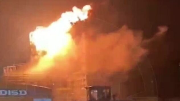 Incendio alla raffineria di petrolio di Ilsky e forte rumore vicino alla raffineria di petrolio di Afipsky nel territorio di Krasnodar: ciò che è noto