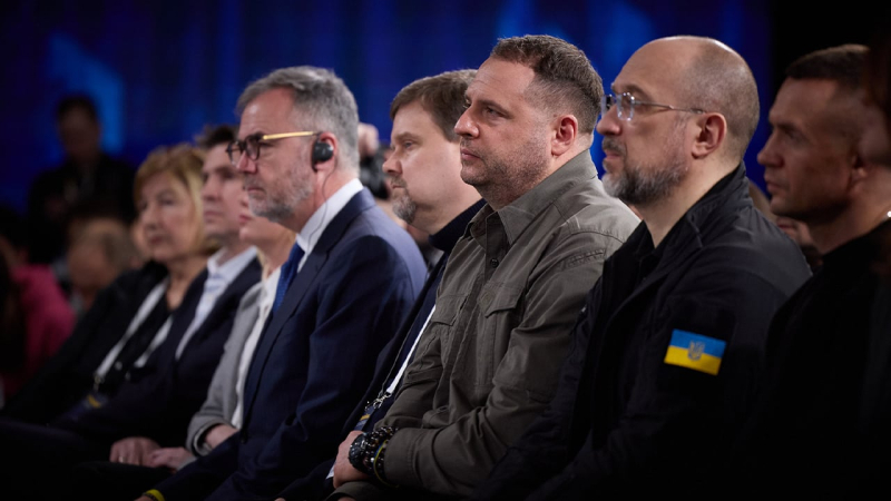 Il numero di persone uccise nella guerra , I piani della Russia, gli errori dell'Ucraina: i punti salienti della conferenza stampa di Zelenskyj