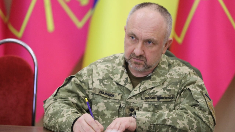 Combattimento generale: cosa si sa di Alexander Pavlyuk, che guidava le forze di terra delle forze armate ucraine
