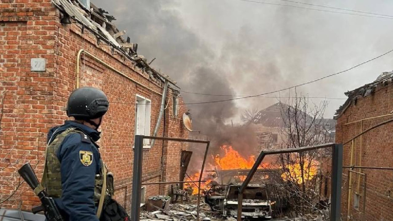 La Federazione Russa ha bombardato Volchansk nella regione di Kharkov con bombe aeree : c'è una vittima