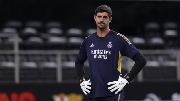 Il portiere del Real Madrid Courtois si è infortunato al ginocchio per la seconda volta quest'anno e salterà il resto della partita stagione