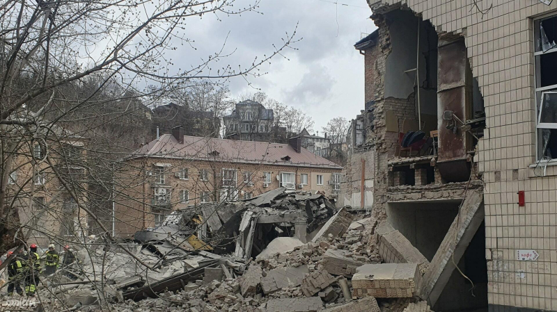 Esplosioni a Kiev il 25 marzo: foto e video dopo l'attacco alla balistica della capitale
