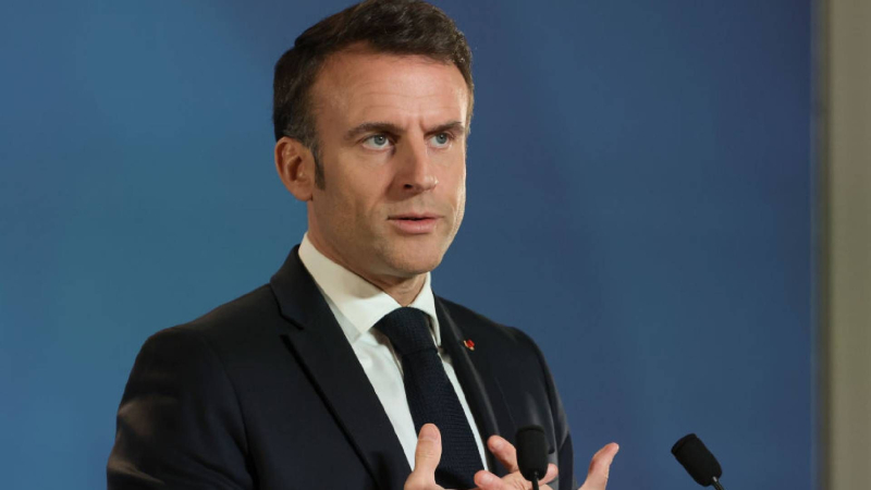 Macron ha annunciato una visita in Ucraina nelle prossime settimane