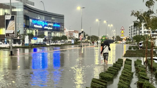 Una rarità per la regione: Dubai è stata allagata a causa della forte pioggia