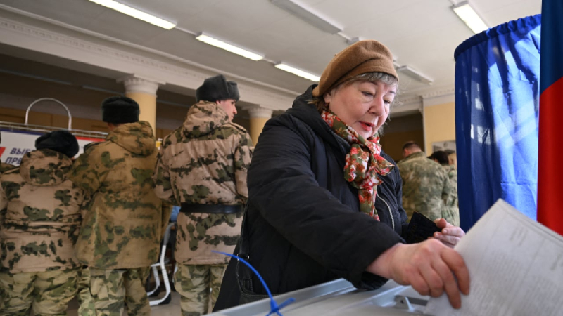 Putin ha vinto le elezioni: continuerà la guerra per mantenere il potere politico scienziato