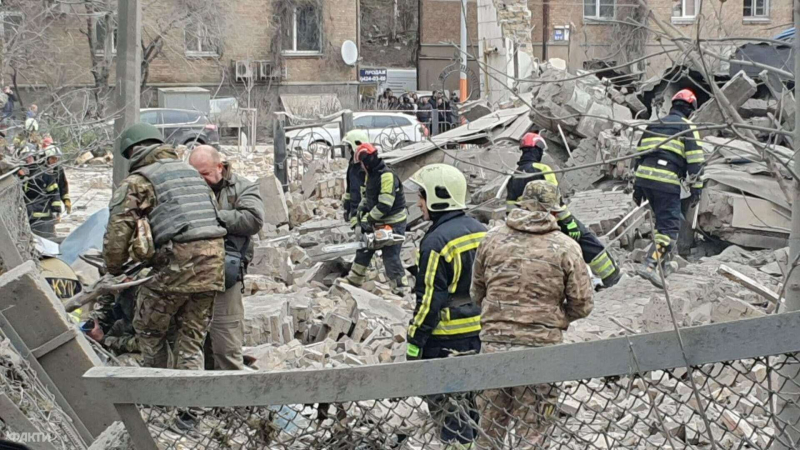 Esplosioni a Kiev il 25 marzo: foto e video dopo un attacco balistico sulla capitale