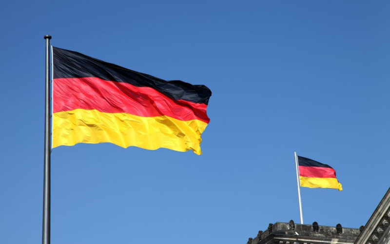 Germania aumenterà l'acquisto di armi a causa delle minacce globali