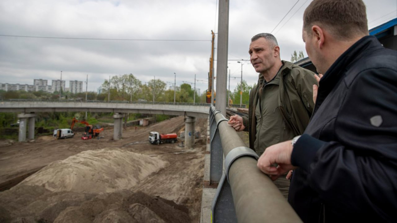 A Kiev apriranno il traffico sul ponte Podolsko-Voskresensky e sul nuovo cavalcavia — quando