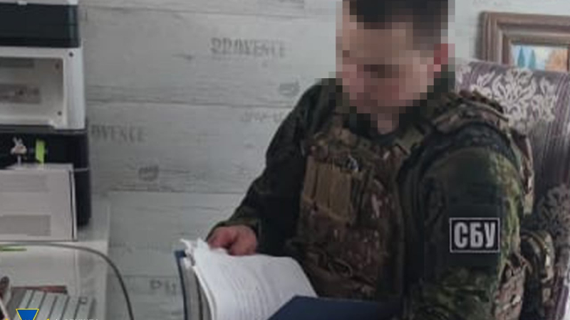SBU ha arrestato l'assistente del deputato popolare Shufrich: ha finanziato la Guardia nazionale in Crimea