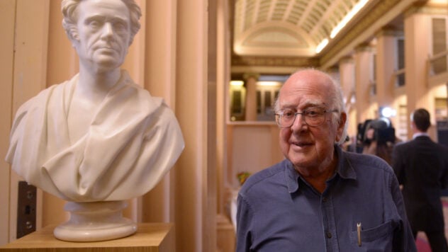 Teorico delle particelle di Dio: l'eccezionale fisico Peter Higgs è morto