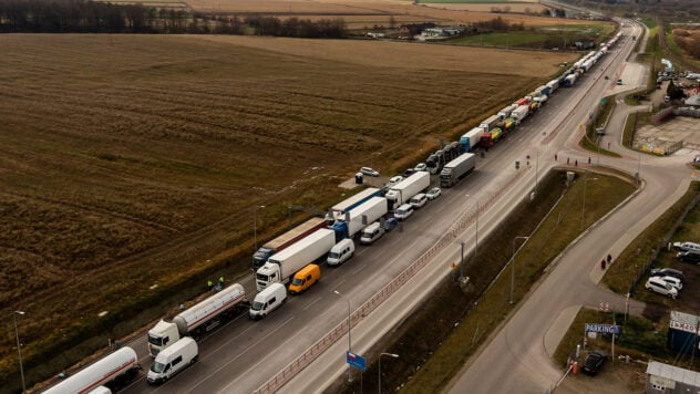 Krakovets e Shegini: i polacchi hanno nuovamente bloccato la circolazione dei camion a due posti di blocco