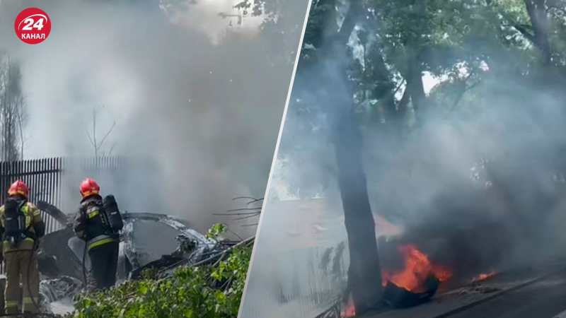 La BMW è volata contro un albero e si è subito impigliata incendio: in Due ucraini e un bielorusso sono morti in un incidente a Varsavia
